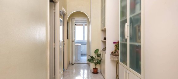 2 bedrooms Apartment in Rome, Italy No. 292161 15