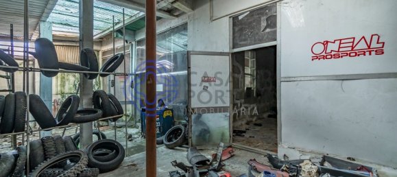 380m² Building in Porto, Portugal No. 41108 16