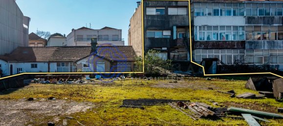 380m² Building in Porto, Portugal No. 41108 24