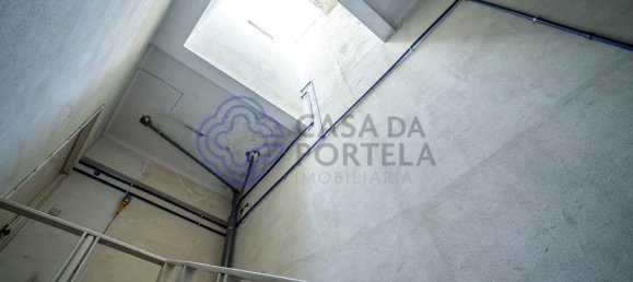 380m² Building in Porto, Portugal No. 41108 7