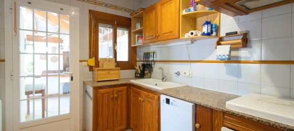 Villa de 3 dormitorios en Alicante, Spain No. 153619 8