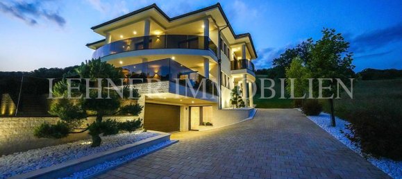 9 rooms Villa in Seiersberg-Pirka, Austria No. 174687 3