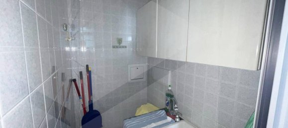 3 rooms Apartment in Bari, Italy No. 19487 16