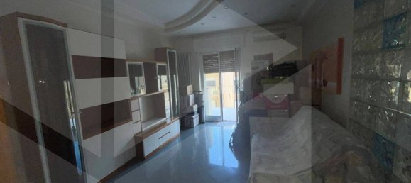 3 rooms Apartment in Bari, Italy No. 19487 17