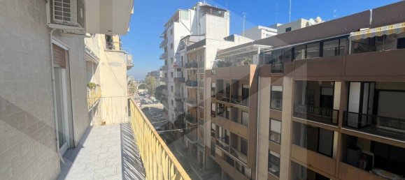 3 rooms Apartment in Bari, Italy No. 19487 11