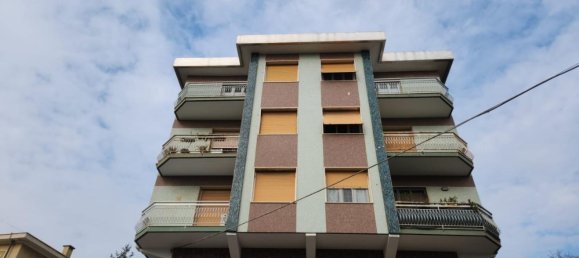 4 rooms Apartment in Savona, Italy No. 38705 23