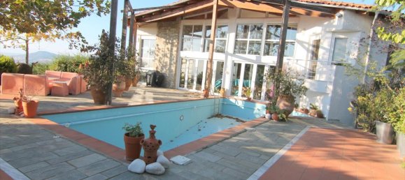 5 bedrooms Villa in Thessaloniki, Greece No. 6529 2