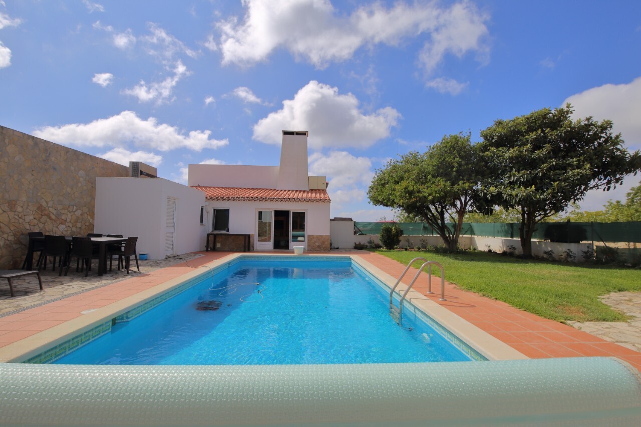 2 bedrooms House in Caldas da Rainha, Portugal No. 279836