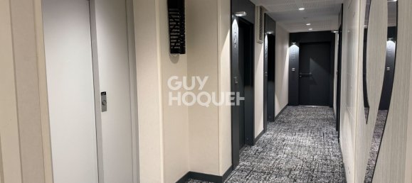 2 bedrooms Apartment in Romainville, France No. 148648 9