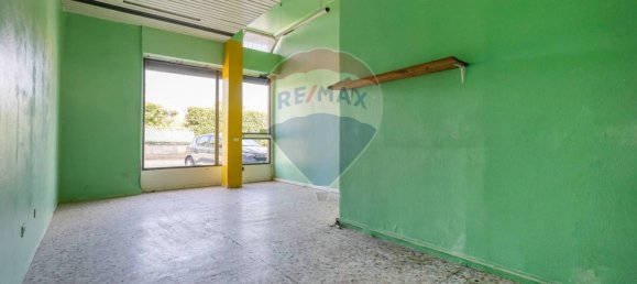 1 room Commercial property in Cairate, Italy No. 262513 2