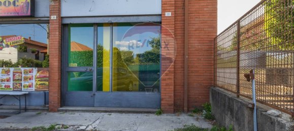 1 room Commercial property in Cairate, Italy No. 262513 9