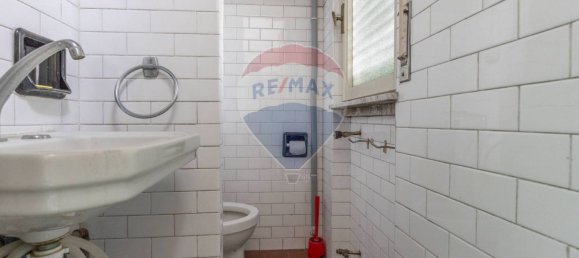 1 room Commercial property in Cairate, Italy No. 262513 8