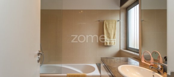 3 Schlafzimmer Villa in Cascais, Portugal, Nr. 73640 24