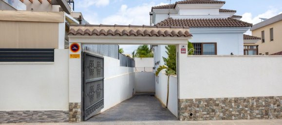 4 chambres Villa à Los Montesinos, Spain No. 183592 12