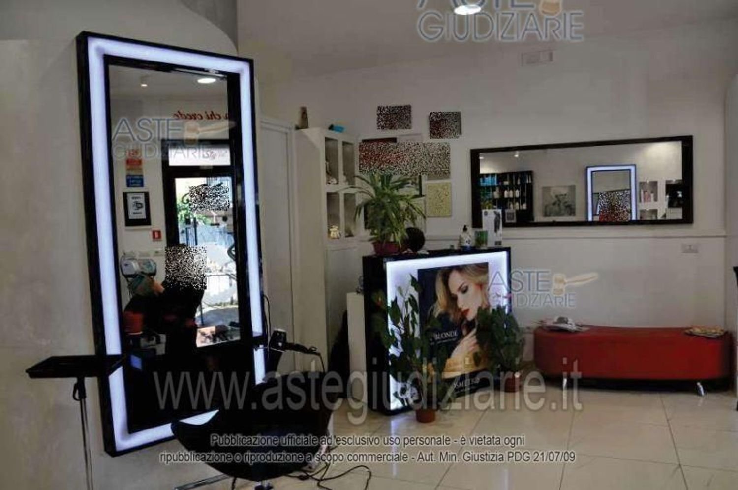 Gewerbliche Immobilie in Rome, Italy 78m², Nr. 186582