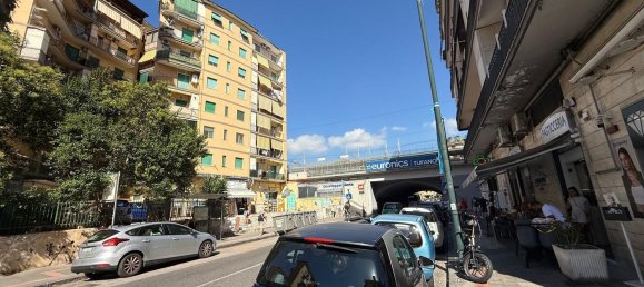4 Schlafzimmer Wohnung in Naples, Italy, Nr. 375835 9