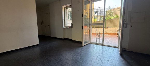 4 Schlafzimmer Wohnung in Naples, Italy, Nr. 375835 15