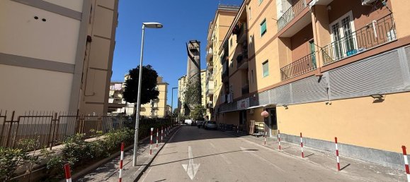 4 Schlafzimmer Wohnung in Naples, Italy, Nr. 375835 25