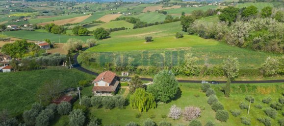 5 bedrooms House in Belmonte Piceno, Italy No. 85503 8