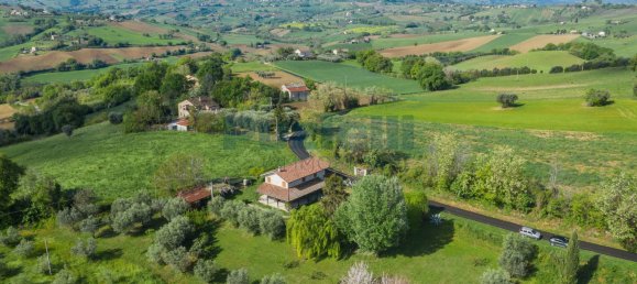 5 bedrooms House in Belmonte Piceno, Italy No. 85503 7