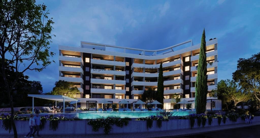 1 bedroom Apartment in Agios Tychonas, Cyprus No. 3696