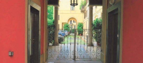 3 bedrooms Apartment in Milan, Italy No. 240602 4