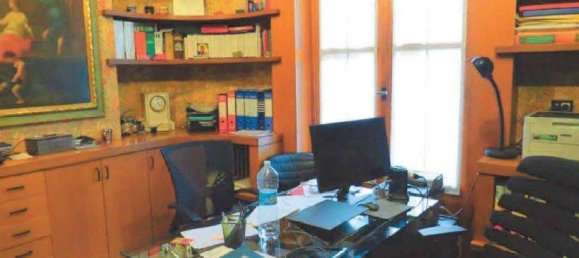 3 bedrooms Apartment in Milan, Italy No. 240602 21