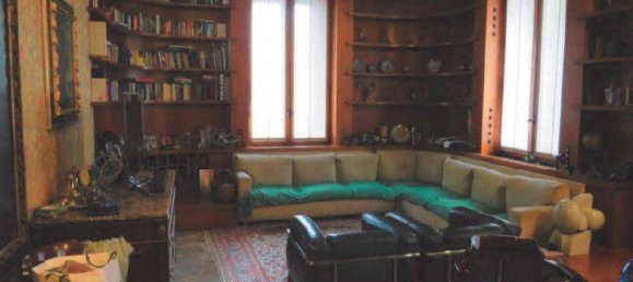 3 bedrooms Apartment in Milan, Italy No. 240602 6