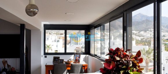 Casa de 3 dormitorios en Nerja, Spain No. 89959 27