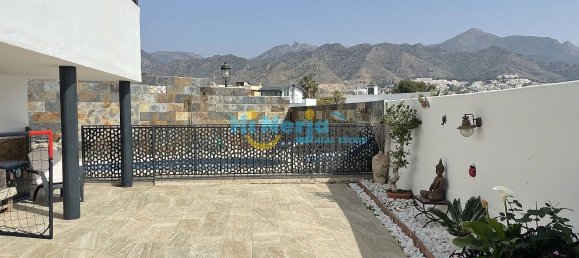 Casa de 3 dormitorios en Nerja, Spain No. 89959 48