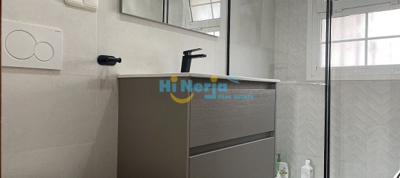 Casa de 3 dormitorios en Nerja, Spain No. 89959 11