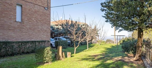3 rooms Apartment in Volterra, Italy No. 92878 31
