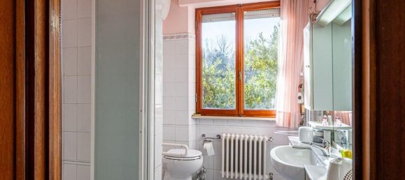 3 rooms Apartment in Volterra, Italy No. 92878 18