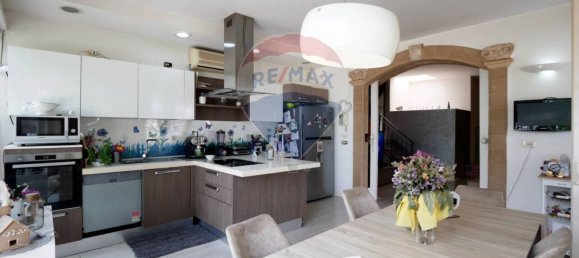 4 bedrooms Villa in Valenzano, Italy No. 267712 2