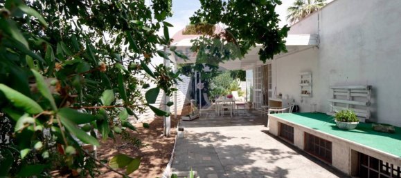 4 bedrooms Villa in Valenzano, Italy No. 267712 11