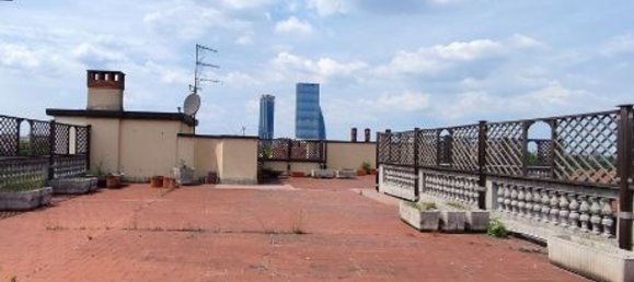 5 rooms Duplex in Milan, Italy No. 245542 35