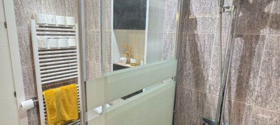 Apartamento de 4 dormitorios en Sant Martí, Spain No. 187666 36