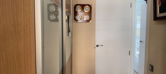 Apartamento de 4 dormitorios en Sant Martí, Spain No. 187666 30