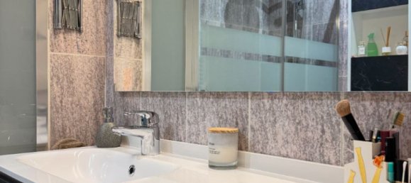 Apartamento de 4 dormitorios en Sant Martí, Spain No. 187666 35