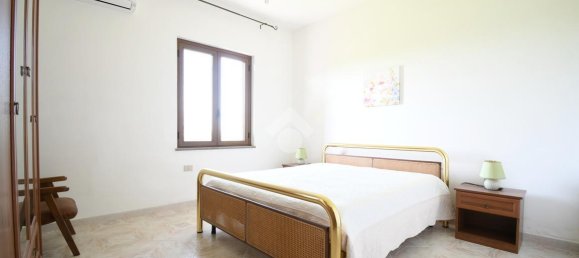 4 rooms House in Cabras, Italy No. 151558 11