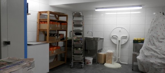 1102m² Hotel in Hohenlohe, Germany No. 4401 11