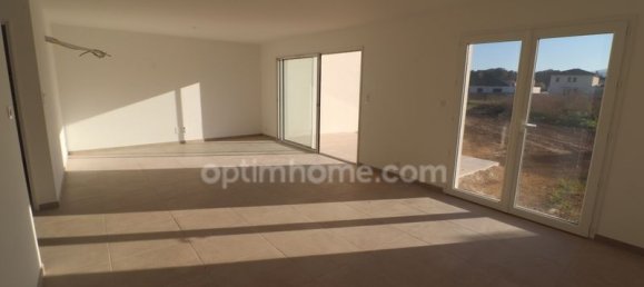 3 Schlafzimmer Haus in Borgo, France, Nr. 56372 6