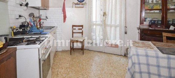 4 bedrooms Apartment in Reggio Emilia, Italy No. 273939 2