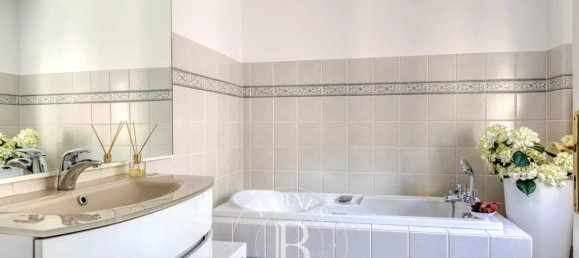 5 bedrooms Castles in Deauville, France No. 297746 8