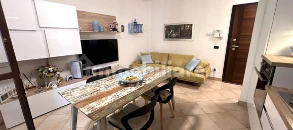 Apartamento de 2 dormitorios en Castelfranco Emilia, Italy No. 292036 2