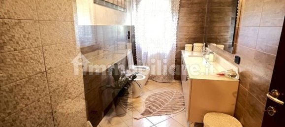 Apartamento de 2 dormitorios en Castelfranco Emilia, Italy No. 292036 16