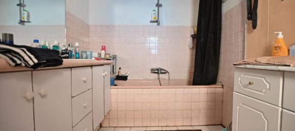 3 bedrooms House in Seine-Maritime, France No. 315757 10