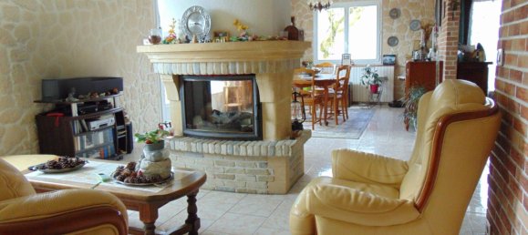 3 Schlafzimmer Haus in Amilly, France, Nr. 40451 5