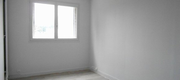 3 Schlafzimmer Wohnung in Chateauroux, France, Nr. 87242 6