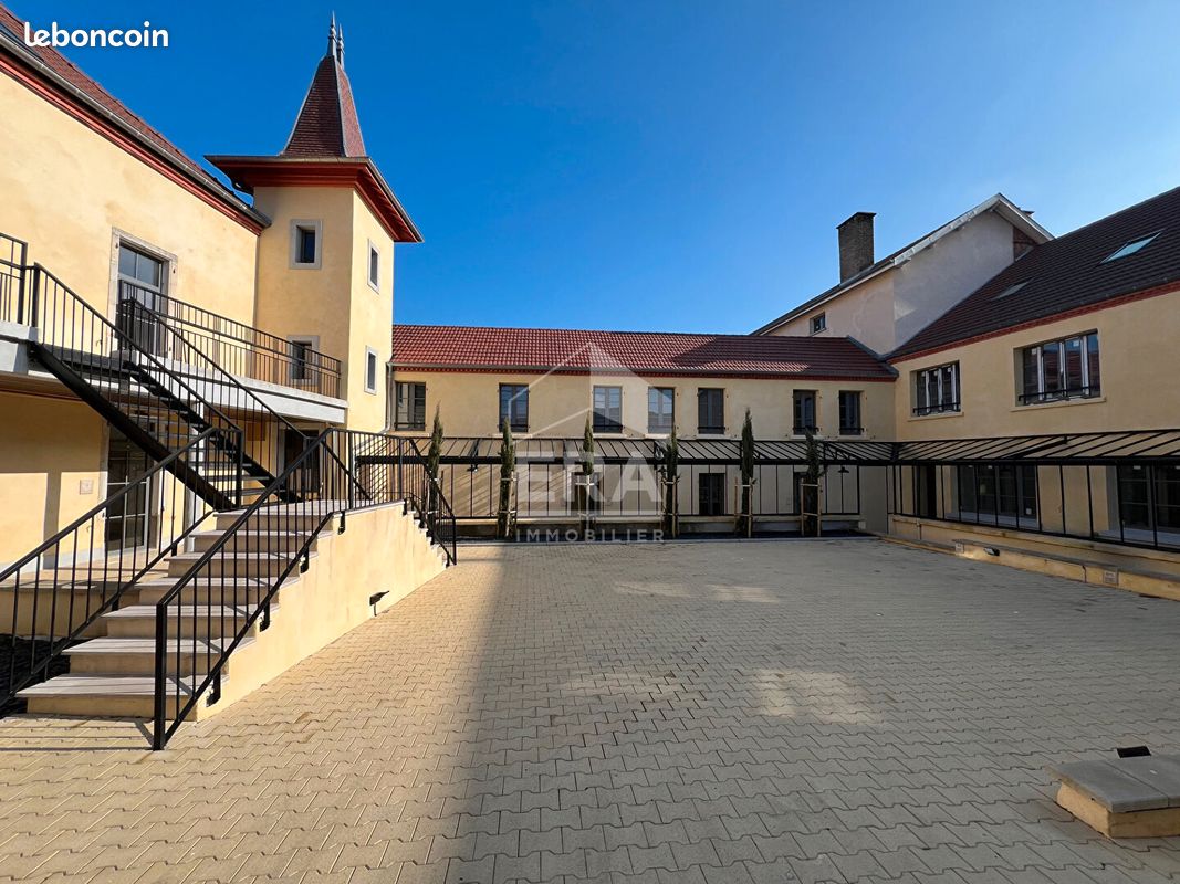 3 bedrooms Apartment in Byans-sur-Doubs, France No. 208713